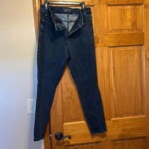 Maurice’s Ever-Flex High-Ride jeans. Size 18w Reg. Super comfy!